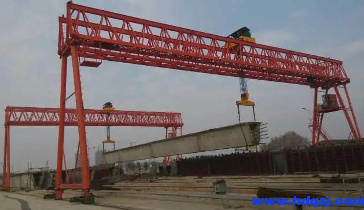 MG型高鐵提梁機(jī)的工作原理和結(jié)構(gòu)特點(diǎn)是什么？